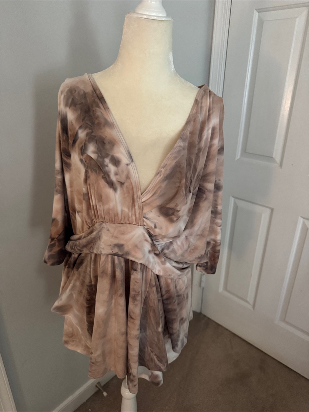 Kiyonna Taupe and Brown Tie-Dye Wrap Tunic